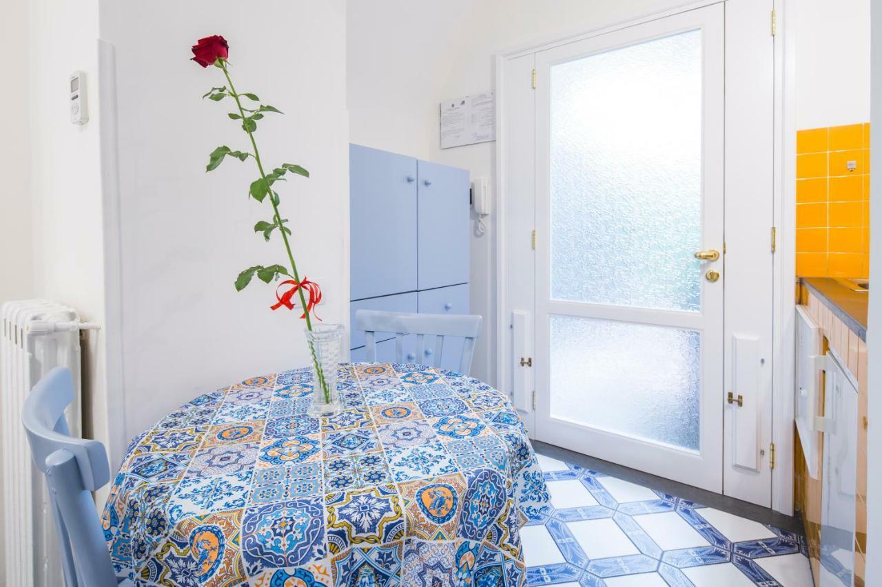 Villa Elisa Holiday Home Sorrento Buitenkant foto