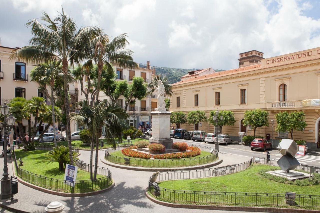 Villa Elisa Holiday Home Sorrento Buitenkant foto