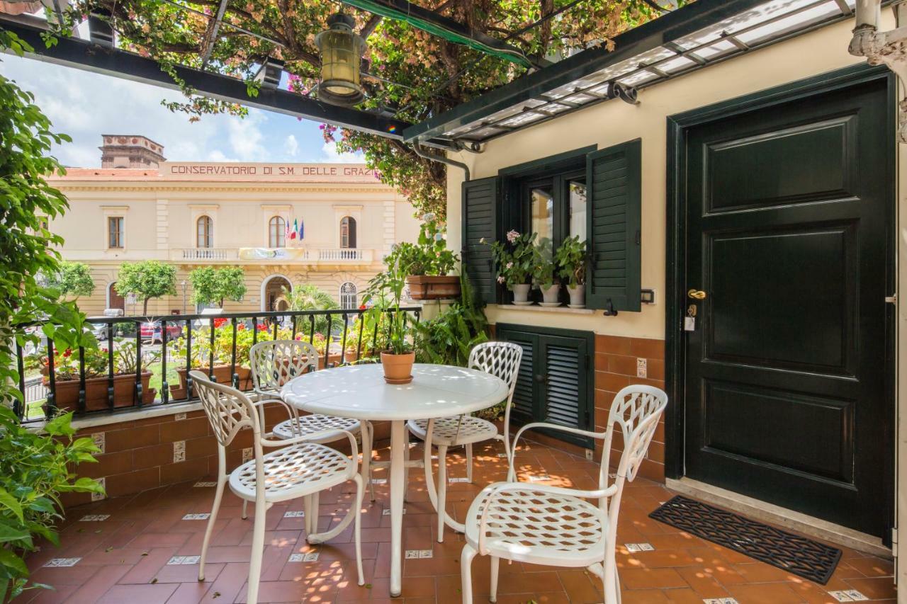 Villa Elisa Holiday Home Sorrento Buitenkant foto