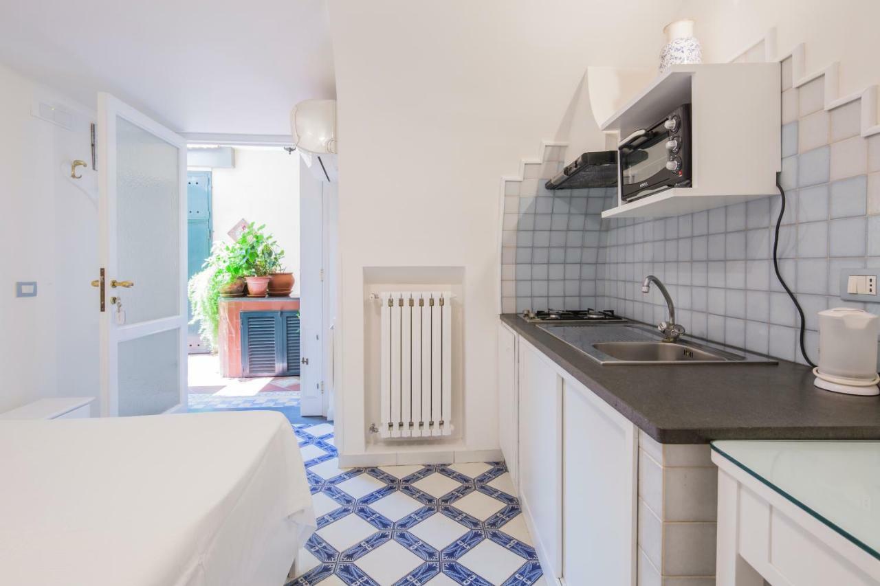 Villa Elisa Holiday Home Sorrento Buitenkant foto